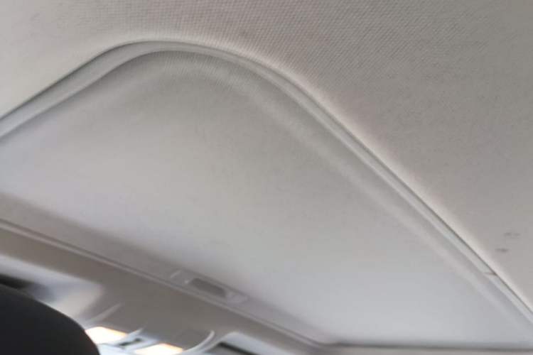 Used Mazda 3 Axela 2017 Hatchback 2.0L Automatic Luxury Model Emission Standard China V Headliner