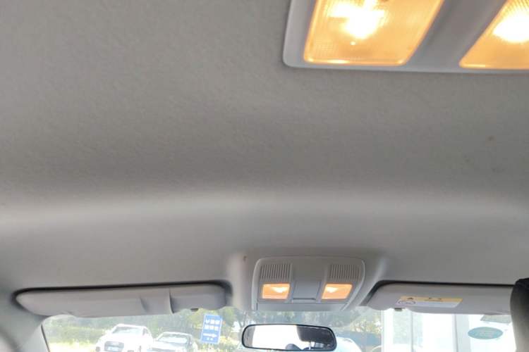Used Mazda 3 Axela 2017 Sedan 1.5L Manual Comfort Model Emission Standard China V Headliner