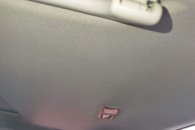 Used Mazda 3 Axela 2017 Sedan 1.5L Automatic Luxury Model China VI Standard Headliner