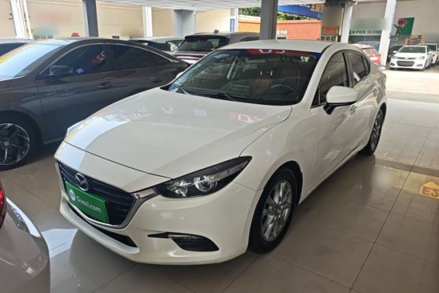 Używany Mazda 3 Axela 2017 Sedan 1.5L Manual Comfort Model Emission Standard China V