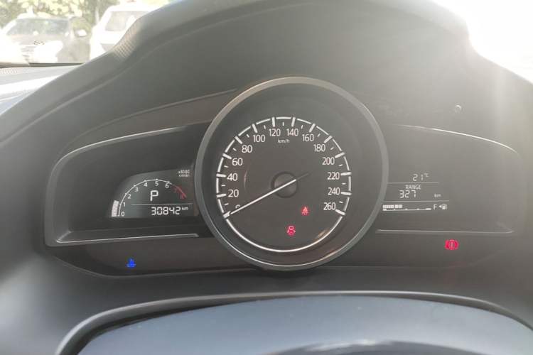 Used Mazda 3 Axela 2017 Sedan 1.5L Automatic Comfort Model Emission Standard China V Instrument Cluster