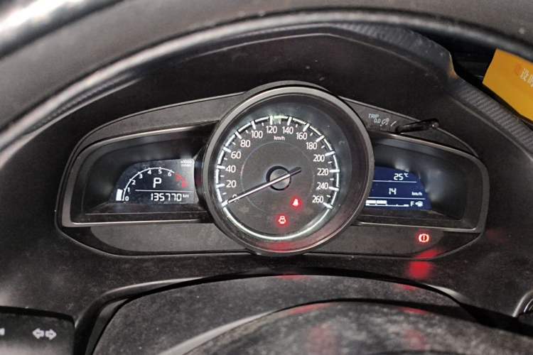 Used Mazda 3 Axela 2017 Hatchback 1.5L Automatic Comfort Model Emission Standard China V Instrument Cluster