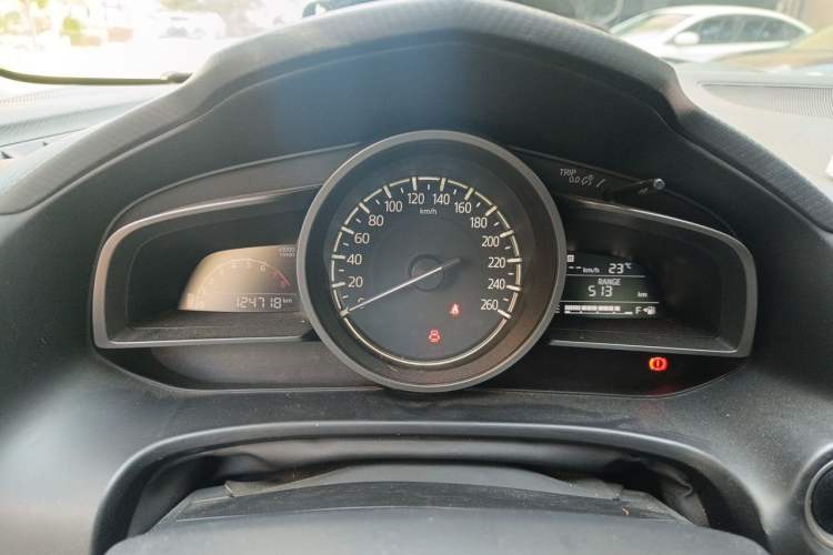 Used Mazda 3 Axela 2017 Sedan 1.5L Manual Comfort Model China VI Standard Instrument Cluster