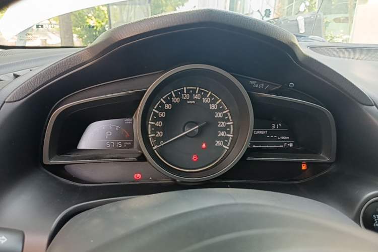 Used Mazda 3 Axela 2017 Sedan 1.5L Automatic Luxury Model Emission Standard China V Instrument Cluster