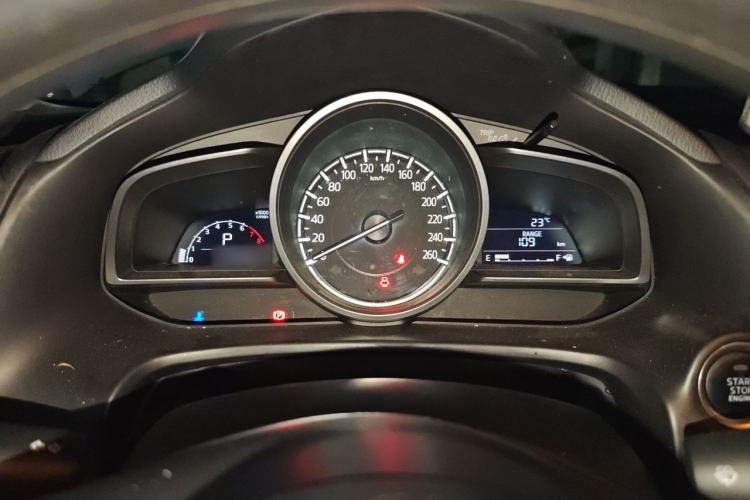 Used Mazda 3 Axela 2017 Sedan 1.5L Automatic Luxury Model Emission Standard China V Instrument Cluster
