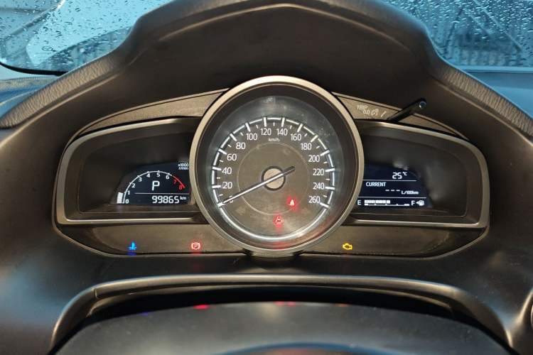 Used Mazda 3 Axela 2017 Sedan 1.5L Automatic Luxury Model Emission Standard China V Instrument Cluster