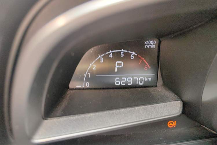 Used Mazda 3 Axela 2017 Hatchback 1.5L Automatic Comfort Model Emission Standard China V Instrument Cluster