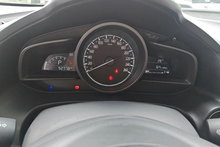 Used Mazda 3 Axela 2017 Sedan 1.5L Automatic Luxury Model Emission Standard China V Instrument Cluster