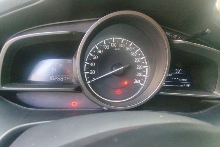 Used Mazda 3 Axela 2017 Sedan 1.5L Automatic Luxury Model Emission Standard China V Instrument Cluster