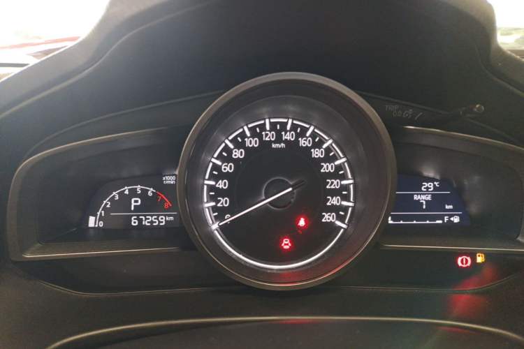 Used Mazda 3 Axela 2017 Sedan 1.5L Automatic Comfort Model Emission Standard China V Instrument Cluster