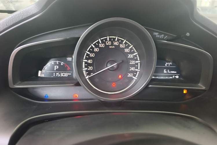 Used Mazda 3 Axela 2017 Sedan 1.5L Automatic Luxury Model Emission Standard China V Instrument Cluster