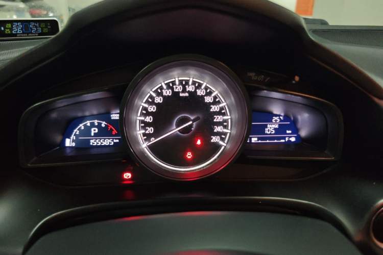 Used Mazda 3 Axela 2017 Sedan 1.5L Automatic Luxury Model Emission Standard China V Instrument Cluster