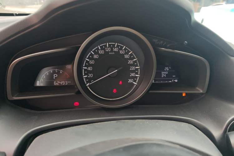 Used Mazda 3 Axela 2017 Sedan 1.5L Automatic Luxury Model Emission Standard China V Instrument Cluster