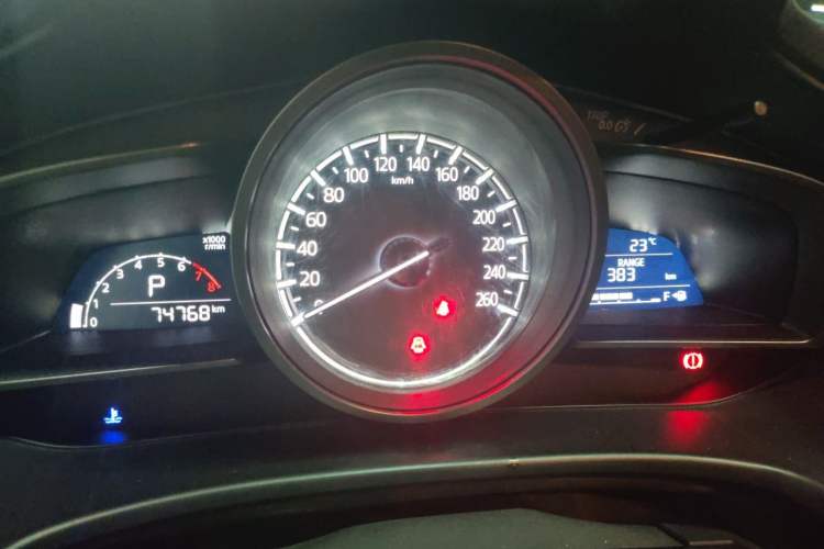 Used Mazda 3 Axela 2017 Sedan 1.5L Automatic Comfort Model China VI Standard Instrument Cluster