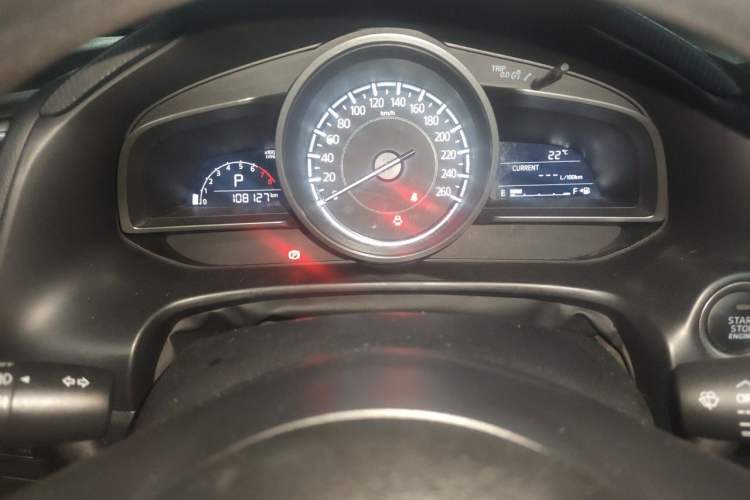 Used Mazda 3 Axela 2017 Sedan 1.5L Automatic Luxury Model Emission Standard China V Instrument Cluster