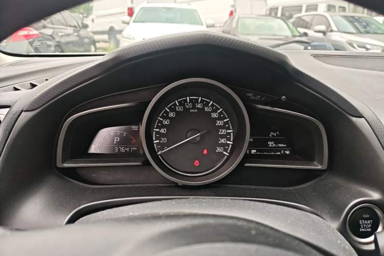 Used Mazda 3 Axela 2017 Sedan 1.5L Automatic Comfort Model Emission Standard China V Instrument Cluster