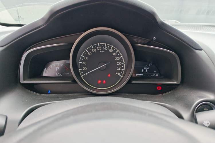 Used Mazda 3 Axela 2017 Sedan 1.5L Automatic Comfort Model Emission Standard China V Instrument Cluster