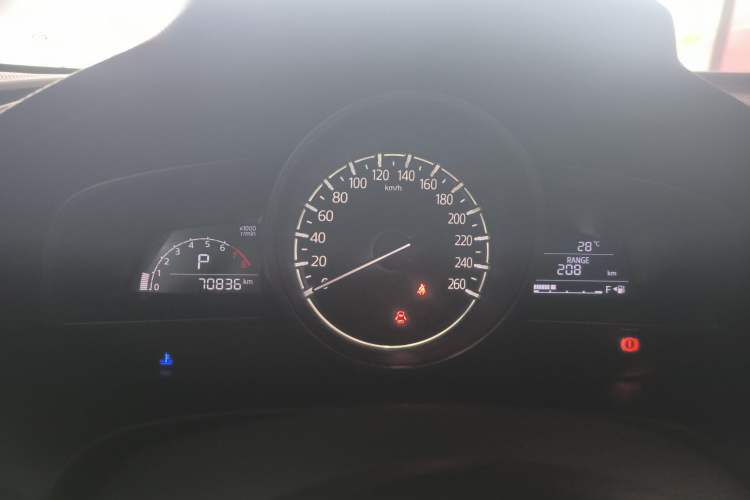 Used Mazda 3 Axela 2017 Sedan 1.5L Automatic Comfort Model Emission Standard China V Instrument Cluster
