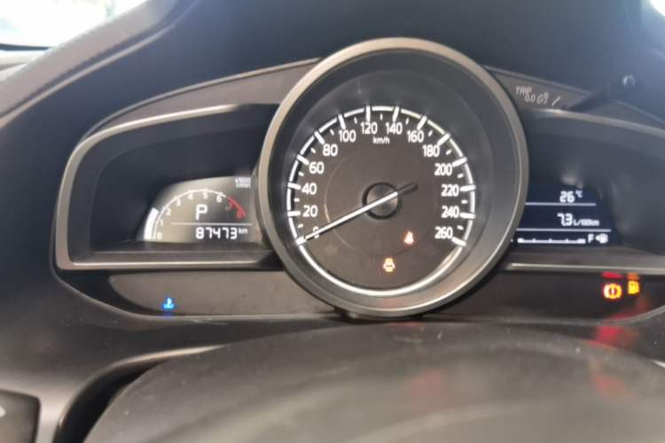 Used Mazda 3 Axela 2017 Sedan 1.5L Automatic Comfort Model Emission Standard China V Instrument Cluster