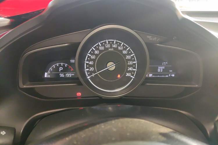 Used Mazda 3 Axela 2017 Sedan 1.5L Automatic Luxury Model Emission Standard China V Instrument Cluster