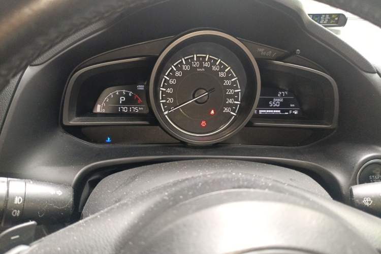 Used Mazda 3 Axela 2017 Hatchback 2.0L Automatic Luxury Model Emission Standard China V Instrument Cluster