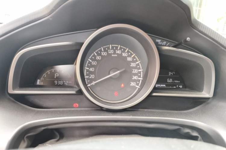 Used Mazda 3 Axela 2017 Sedan 1.5L Automatic Luxury Model Emission Standard China V Instrument Cluster