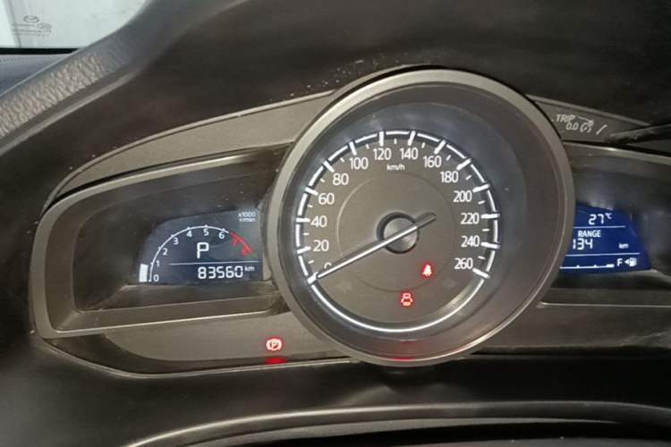 Used Mazda 3 Axela 2017 Sedan 1.5L Automatic Luxury Model Emission Standard China V Instrument Cluster