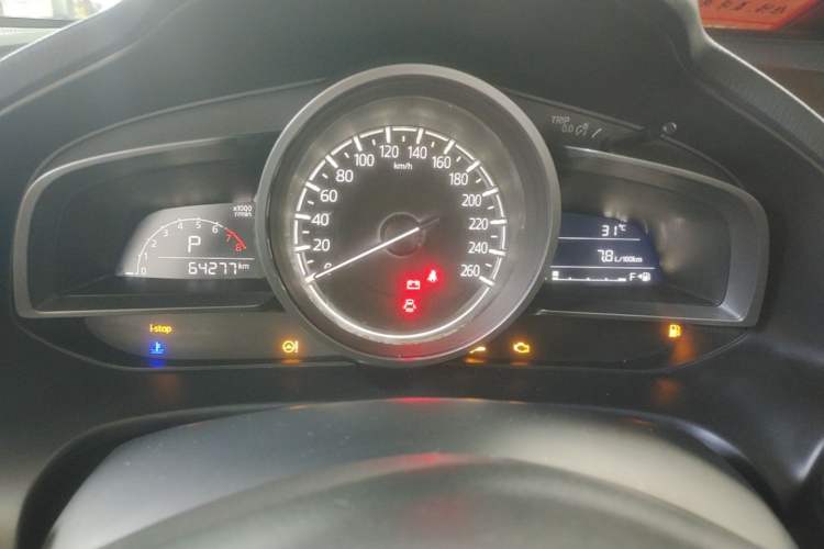 Used Mazda 3 Axela 2017 Sedan 1.5L Automatic Luxury Model Emission Standard China V Instrument Cluster