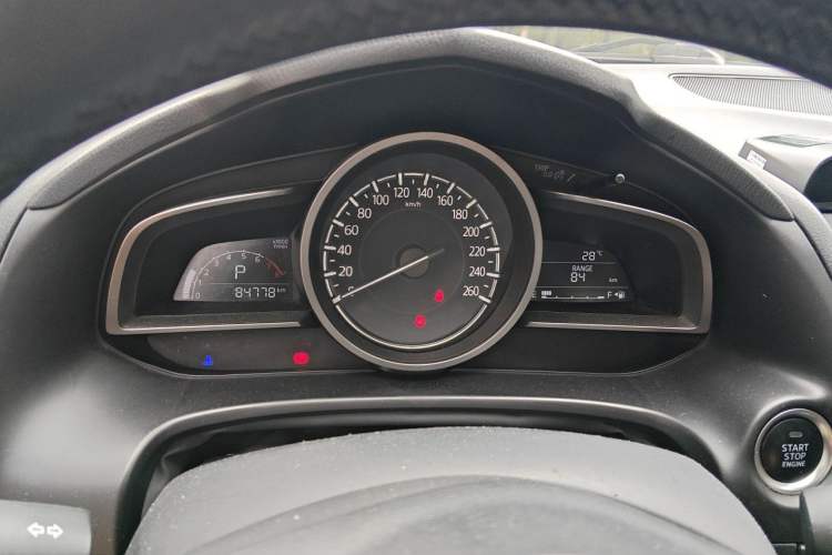 Used Mazda 3 Axela 2017 Sedan 1.5L Automatic Luxury Model Emission Standard China V Instrument Cluster