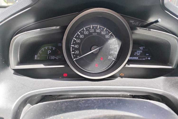 Used Mazda 3 Axela 2017 Sedan 1.5L Automatic Luxury Model Emission Standard China V Instrument Cluster