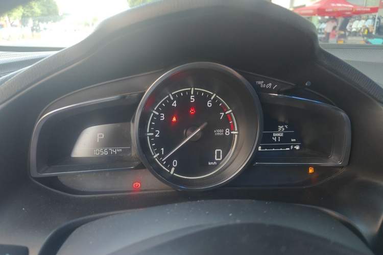 Used Mazda 3 Axela 2017 Hatchback 2.0L Automatic Sport Model China V Emission Standard Instrument Cluster