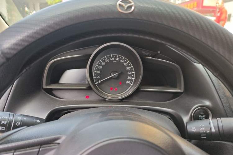 Used Mazda 3 Axela 2017 Sedan 1.5L Automatic Luxury Model Emission Standard China V Instrument Cluster