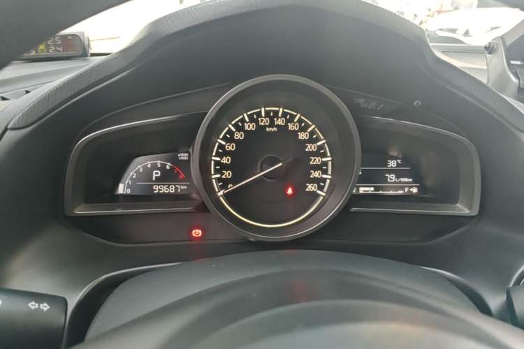 Used Mazda 3 Axela 2017 Sedan 1.5L Automatic Luxury Model Emission Standard China V Instrument Cluster