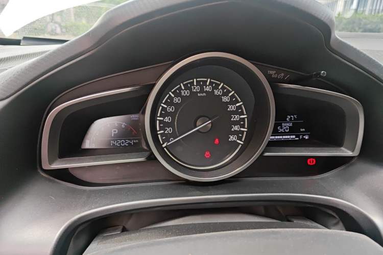 Used Mazda 3 Axela 2017 Sedan 1.5L Automatic Comfort Model Emission Standard China V Instrument Cluster