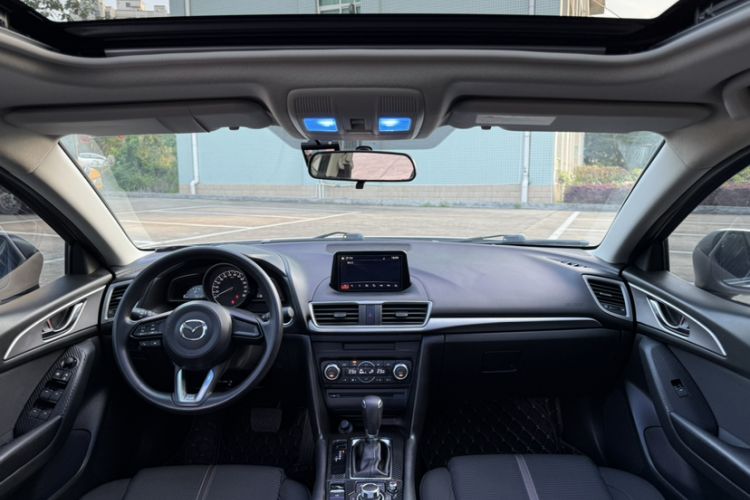 Used Mazda 3 Axela 2017 Sedan 1.5L Automatic Luxury Model Emission Standard China V Interior 1