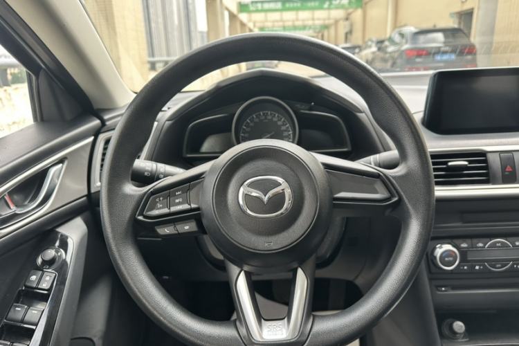 Used Mazda 3 Axela 2017 Sedan 1.5L Automatic Luxury Model Emission Standard China V Interior 1