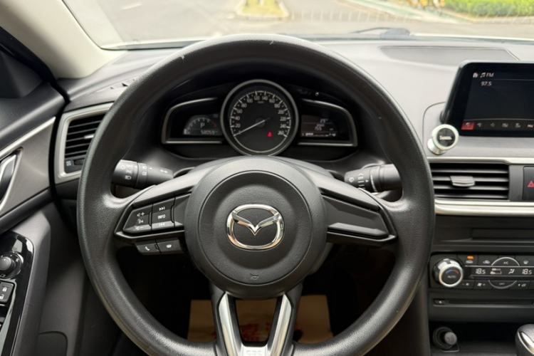 Used Mazda 3 Axela 2017 Sedan 1.5L Automatic Luxury Model Emission Standard China V Interior 2