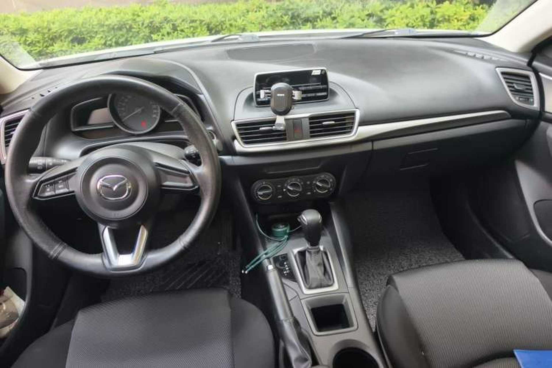 Used Mazda 3 Axela 2017 Sedan 1.5L Automatic Comfort Model Emission Standard China V Interior 2