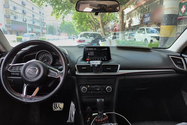 Used Mazda 3 Axela 2017 Sedan 1.5L Automatic Luxury Model Emission Standard China V Interior 2
