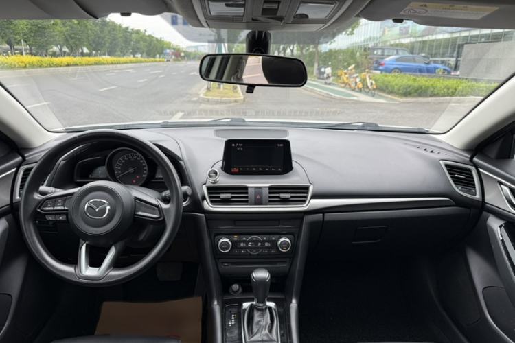 Used Mazda 3 Axela 2017 Sedan 1.5L Automatic Luxury Model Emission Standard China V Interior 3