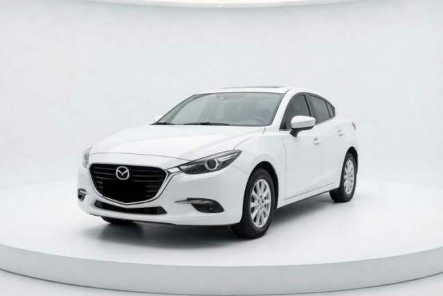 Used Mazda 3 Axela 2017 Sedan 1.5L Automatic Luxury Model China VI Standard