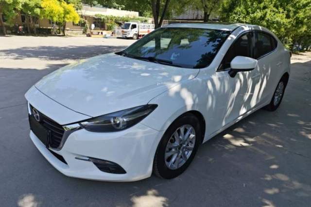 Used Mazda 3 Axela 2017 Sedan 1.5L Automatic Luxury Model Emission Standard China V