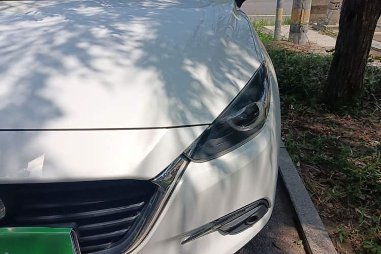 Used Mazda 3 Axela 2017 Sedan 1.5L Automatic Luxury Model Emission Standard China V Left Front Headlight