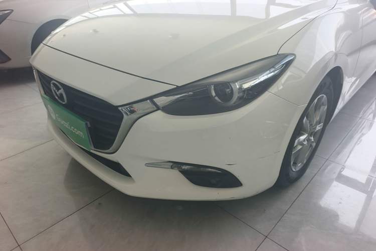 Used Mazda 3 Axela 2017 Sedan 1.5L Automatic Luxury Model Emission Standard China V Left Front Headlight
