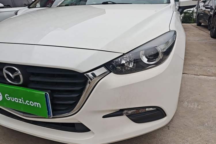 Used Mazda 3 Axela 2017 Sedan 1.5L Automatic Comfort Model Emission Standard China V Left Front Headlight