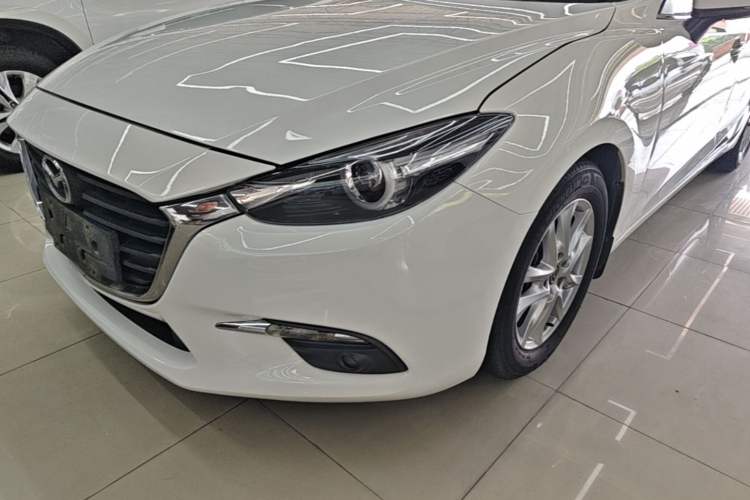 Used Mazda 3 Axela 2017 Sedan 1.5L Automatic Luxury Model Emission Standard China V Left Front Headlight