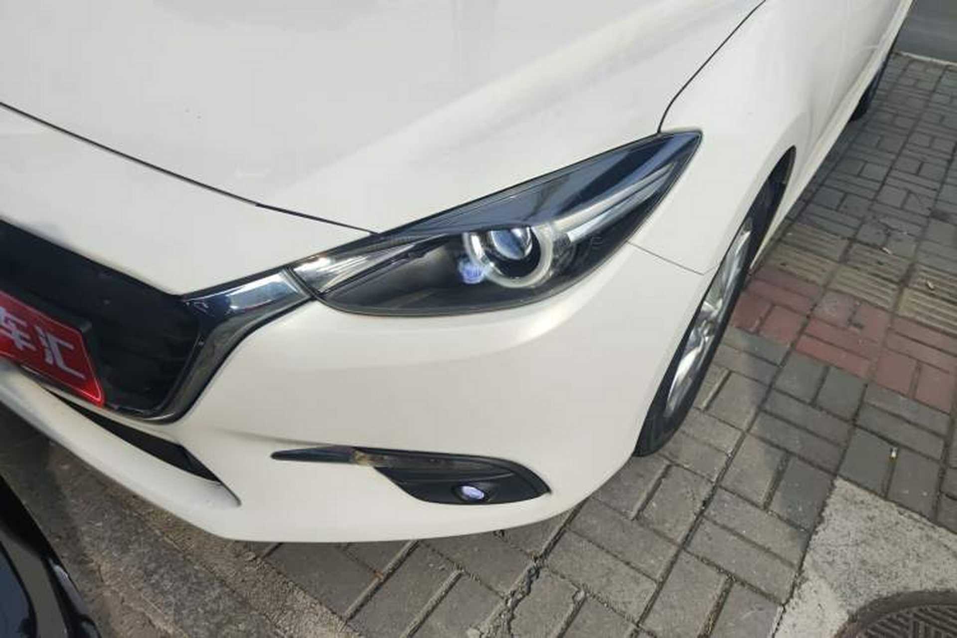 Used Mazda 3 Axela 2017 Sedan 1.5L Automatic Luxury Model Emission Standard China V Left Front Headlight