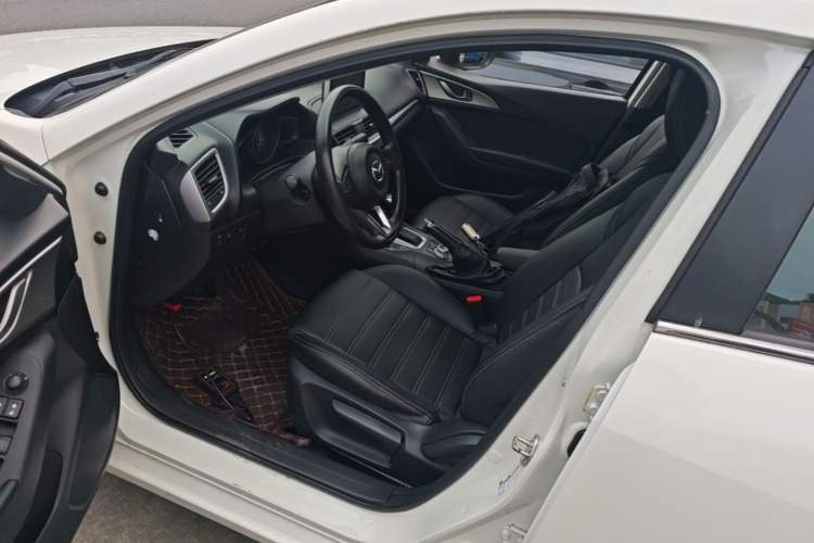 Used Mazda 3 Axela 2017 Sedan 1.5L Automatic Comfort Model Emission Standard China V Left Front Seat