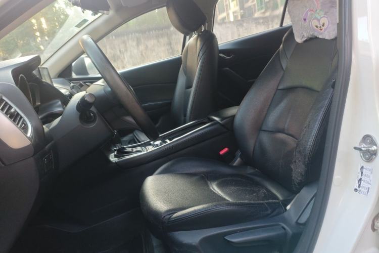 Used Mazda 3 Axela 2017 Sedan 1.5L Automatic Luxury Model Emission Standard China V Left Front Seat