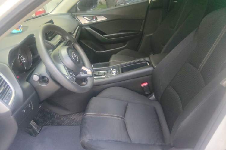 Used Mazda 3 Axela 2017 Sedan 1.5L Automatic Luxury Model Emission Standard China V Left Front Seat
